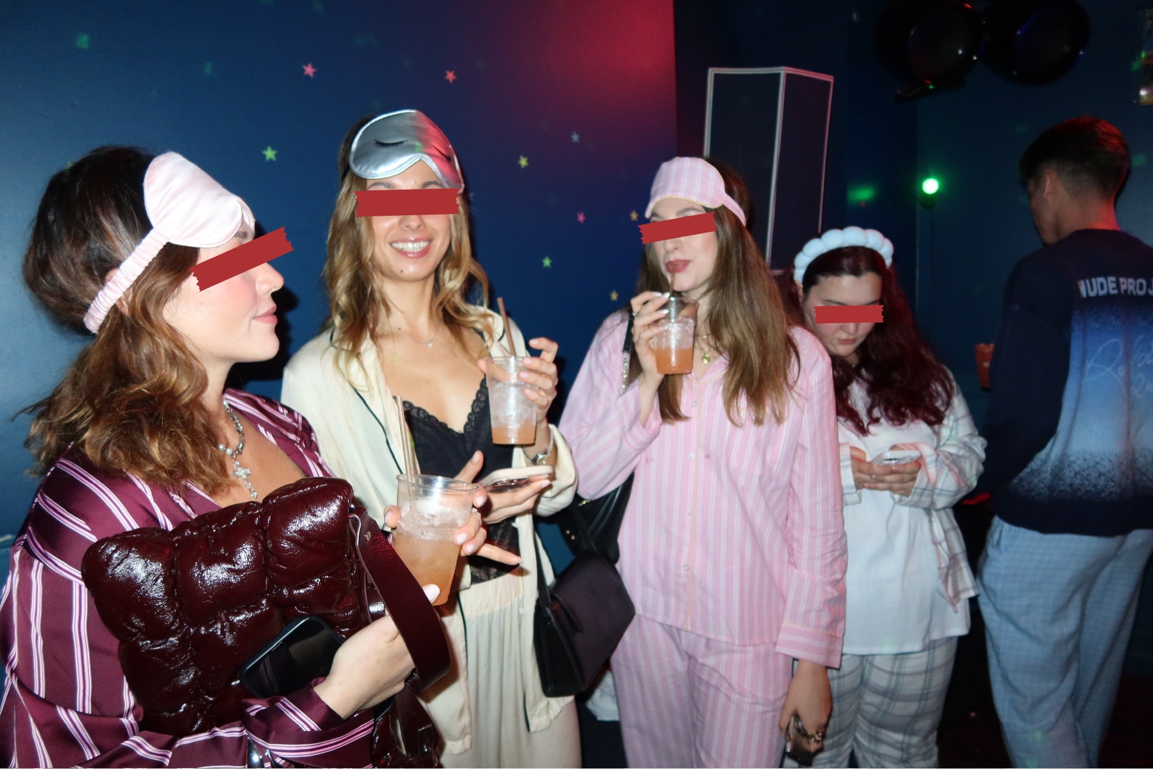 Pyjama Party Girls